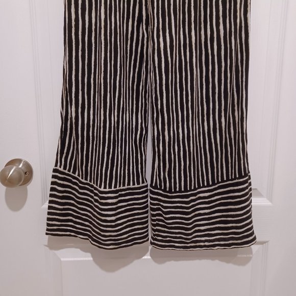Suzy Shier Striped Pants - Picture 6 of 8